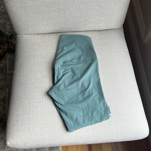 Align high rise crop leggings